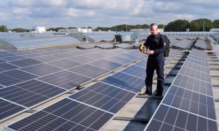 Fluke introduces key benefits of user-friendly testing tools for solar power technicians